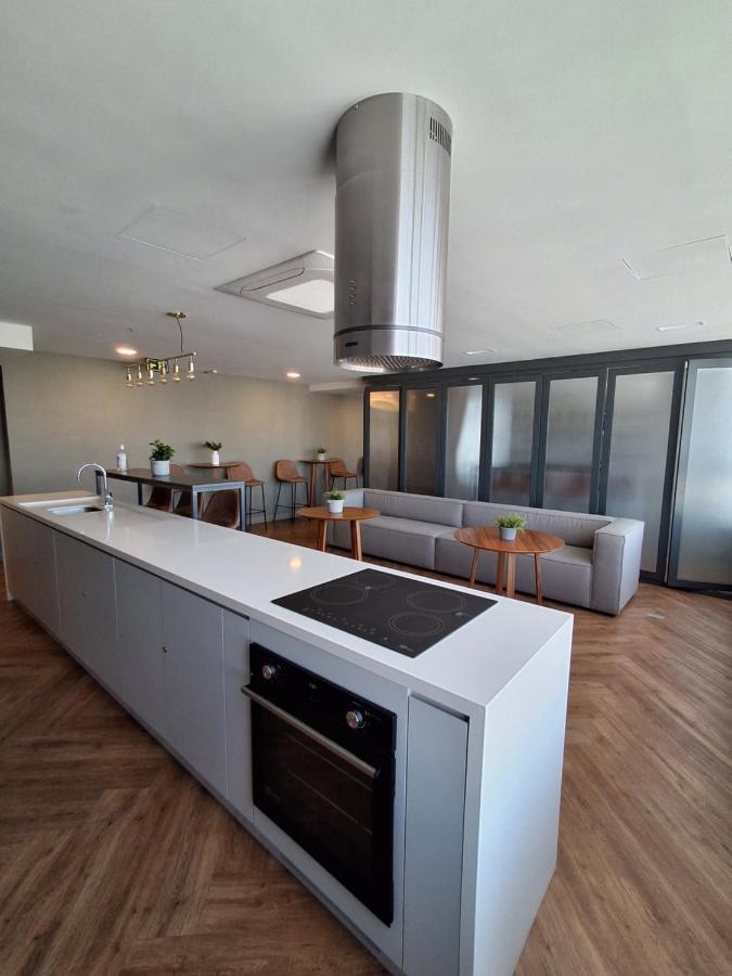 Lindo Studio Novo No Jp Redencao - Rofftop Com Vista Espetacular Porto Alegre Exterior foto